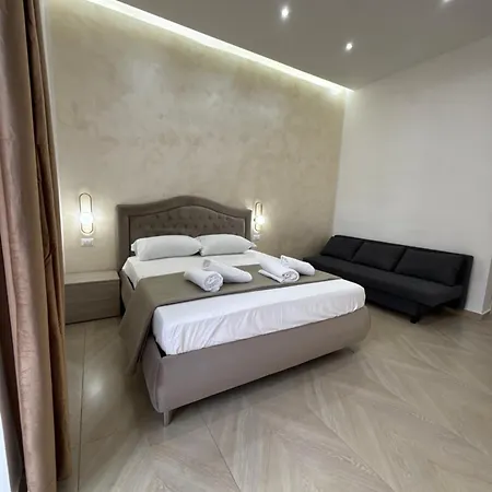 Apartment Valentino Station Garibaldi Naples